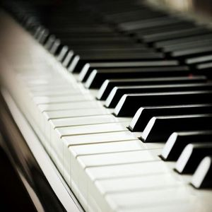 妮露裸身被❌❌羞羞视频
